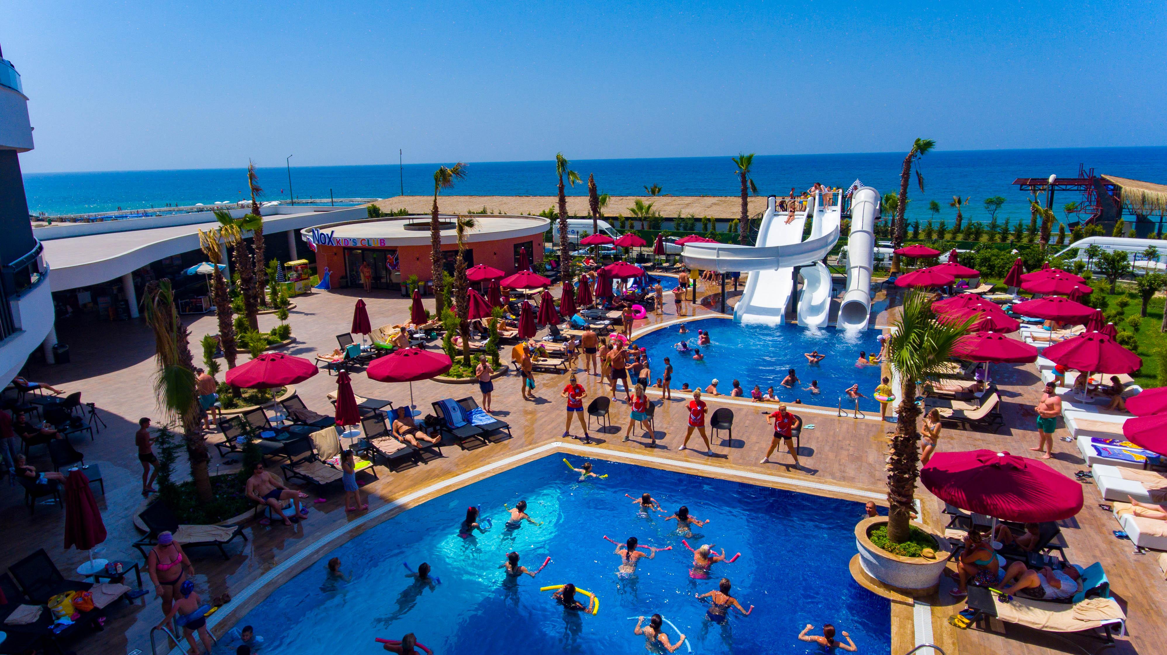 Noxinn Deluxe Hotel Konaklı Exterior foto