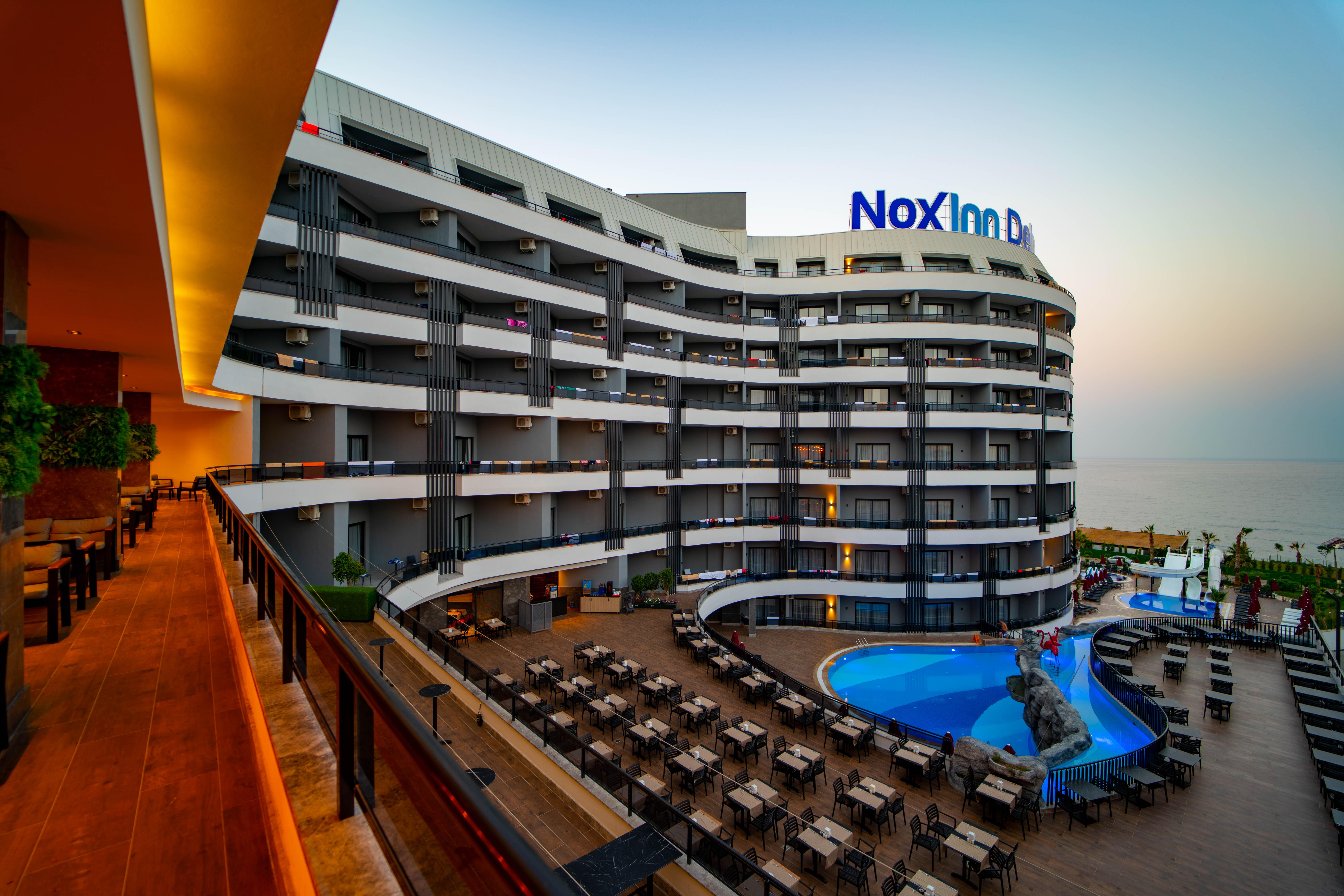 Noxinn Deluxe Hotel Konaklı Exterior foto